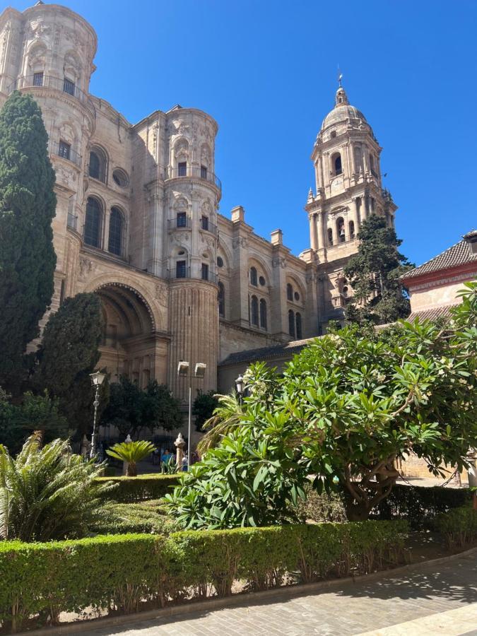 Suite Premium - Cathedral Of مالقة المظهر الخارجي الصورة